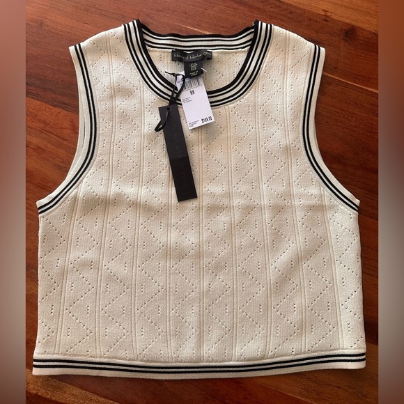 House of Harlow 1960 Ecru and Black Knit 2 piece casual set - Picture 5 of 5